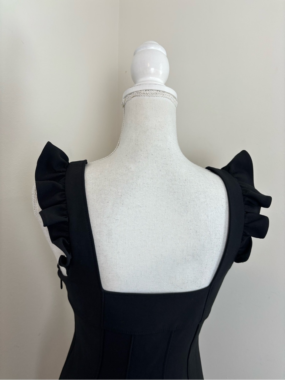 Cinq a Sept Jolie Mathis Mini Dress in Black Size 6 - Picture 4 of 11